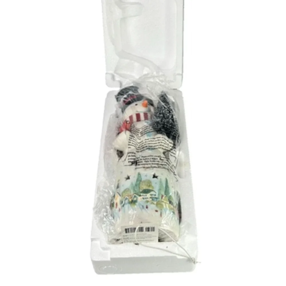 Hallmark SNOWTOP LODGE 2012 Lighted Ceramic Tabletop Snowman 12